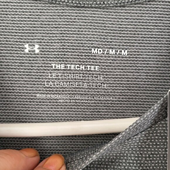 Under Armour HeatGear Mens Short Sleeve Shirt M Gray NWT - Picture 9 of 11